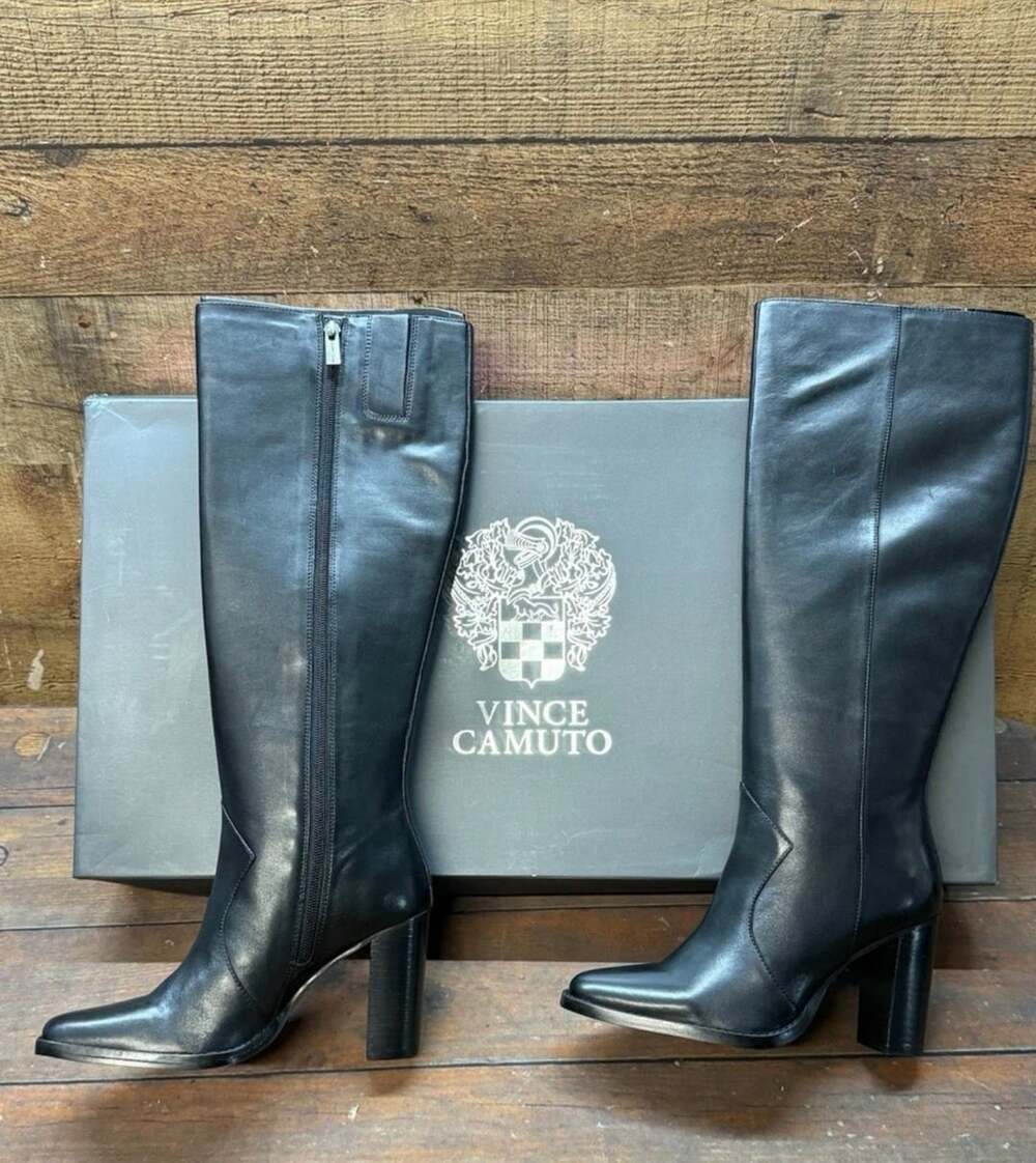 Vince Camuto Lecheya Knee High Boots Size 6M Black Leather